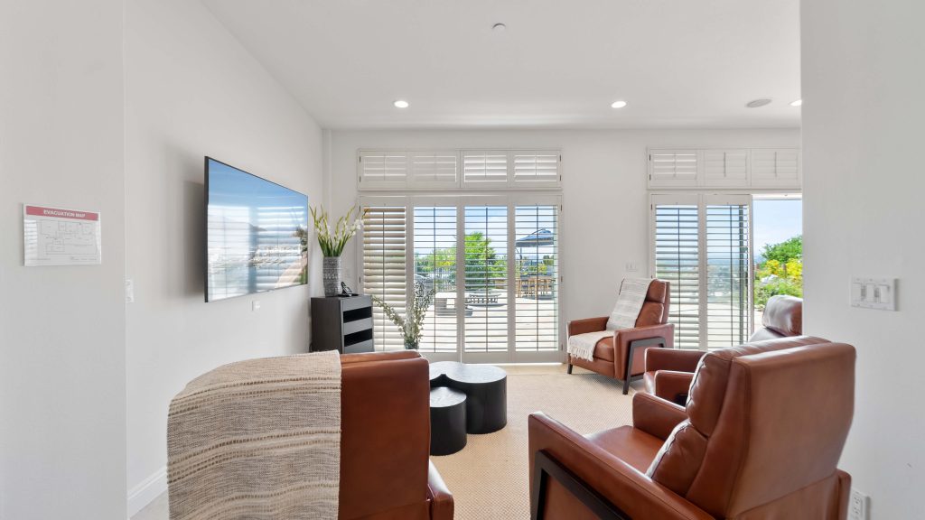 24/7 Drug & Alcohol Detox, Residential Rehab Center In Los Angeles, California top rated private luxury addiction treatment facility